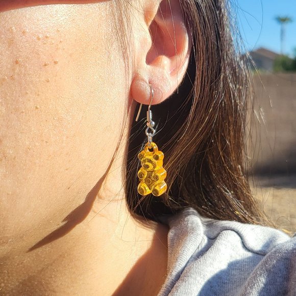 Women's Fashion Jewelry Gummy Bears Dangling 1 Set of Earrings - Picture 4 of 12